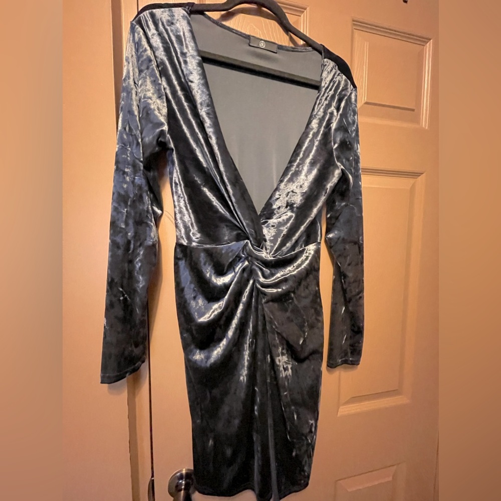 Missguided Velvet Grey Dress